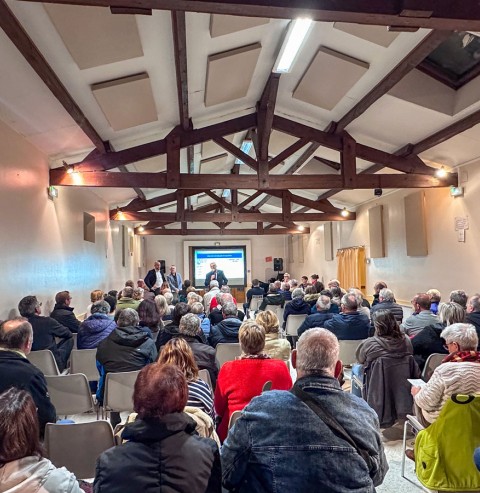 Assemblée générale d'un conseil de quartier