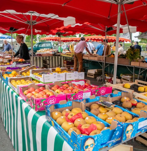 Le marché de la place des Carmes